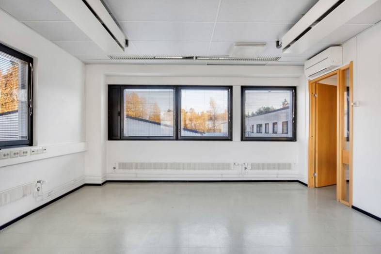 Juvan Teollisuuskatu 15B