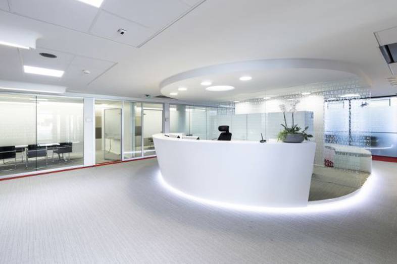 Urho Kekkosen katu 3-7