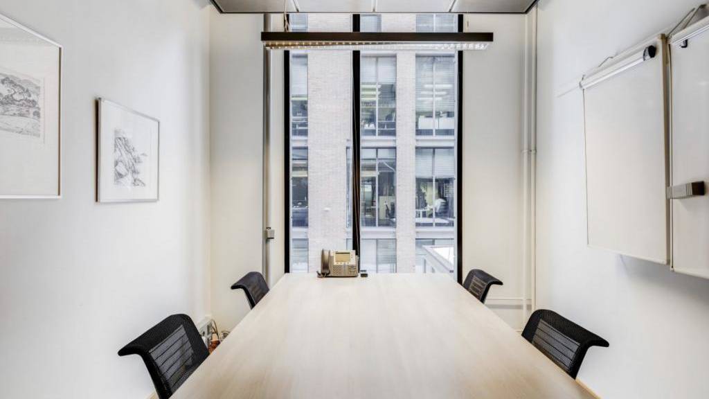 Urho Kekkosen katu 3-7