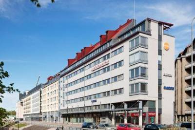 Pohjoinen Rautatiekatu 25