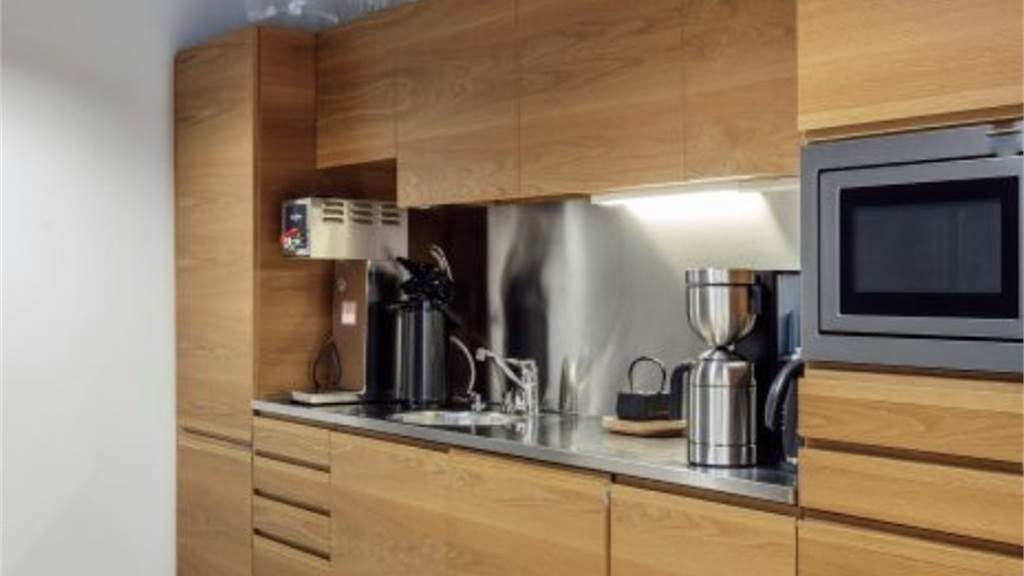 Urho Kekkosen katu 3-7