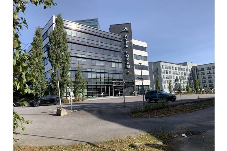 Robert Huberin tie 3b