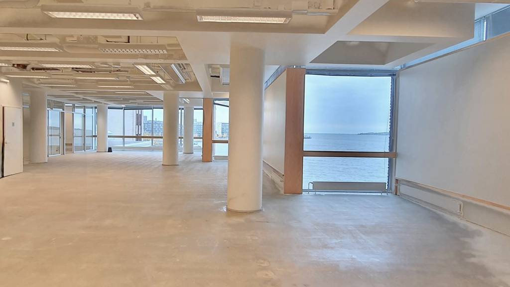 Tammasaarenlaituri 3