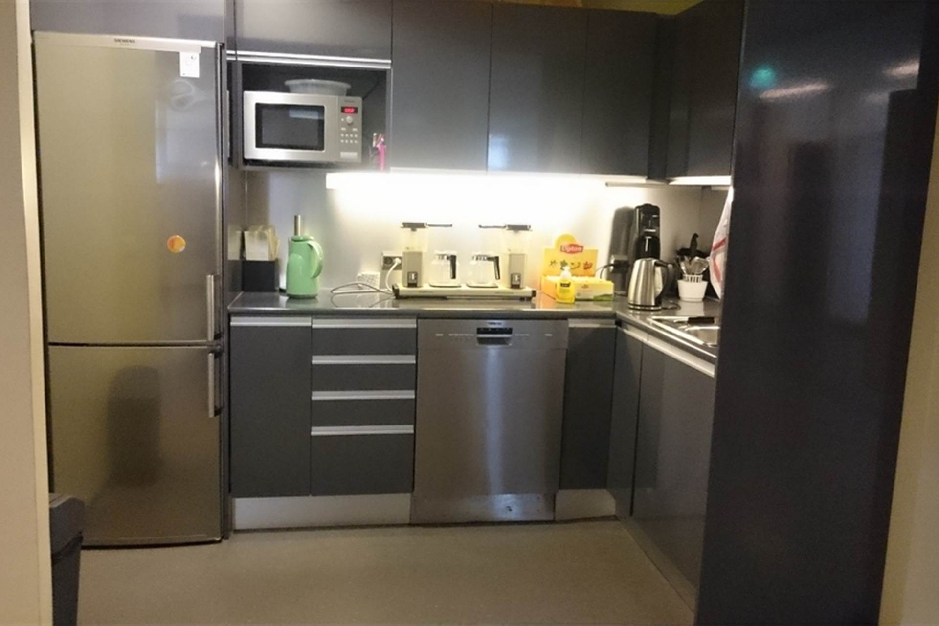 Sörnäisten rantatie 25