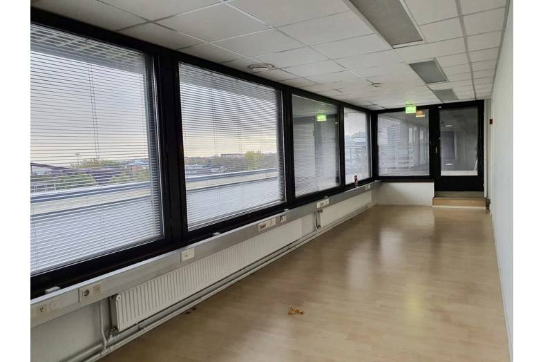 Sörnäisten rantatie 25