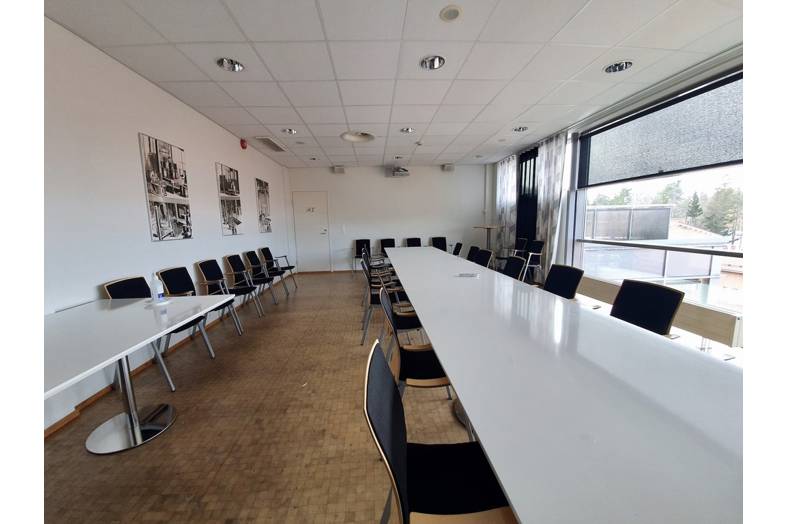 Eliel Saarisen tie 2