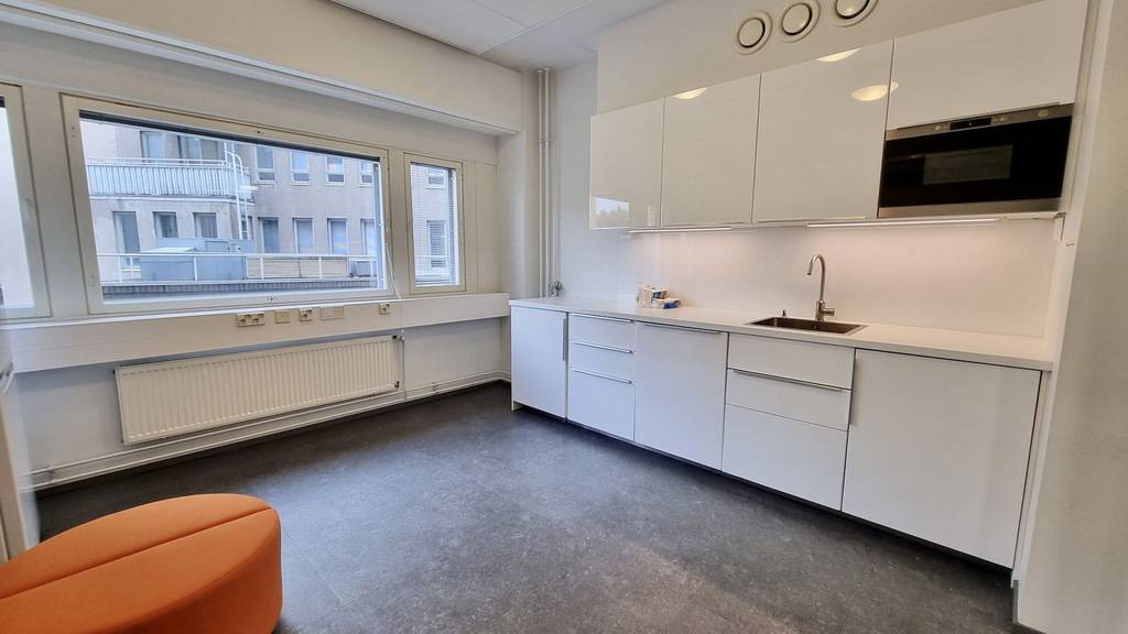 Pohjoinen Rautatiekatu 25