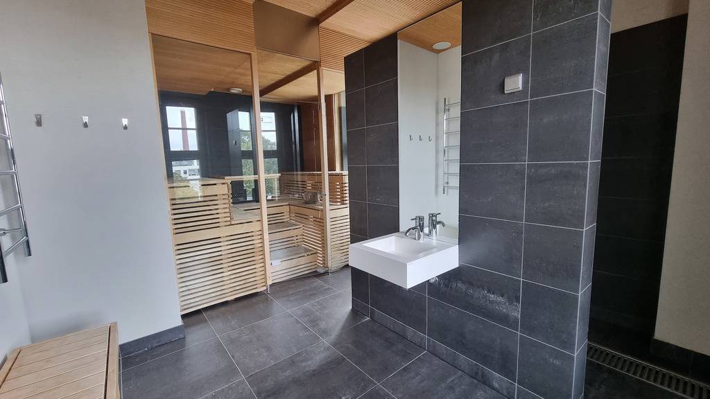 Pursimiehenkatu 29-31