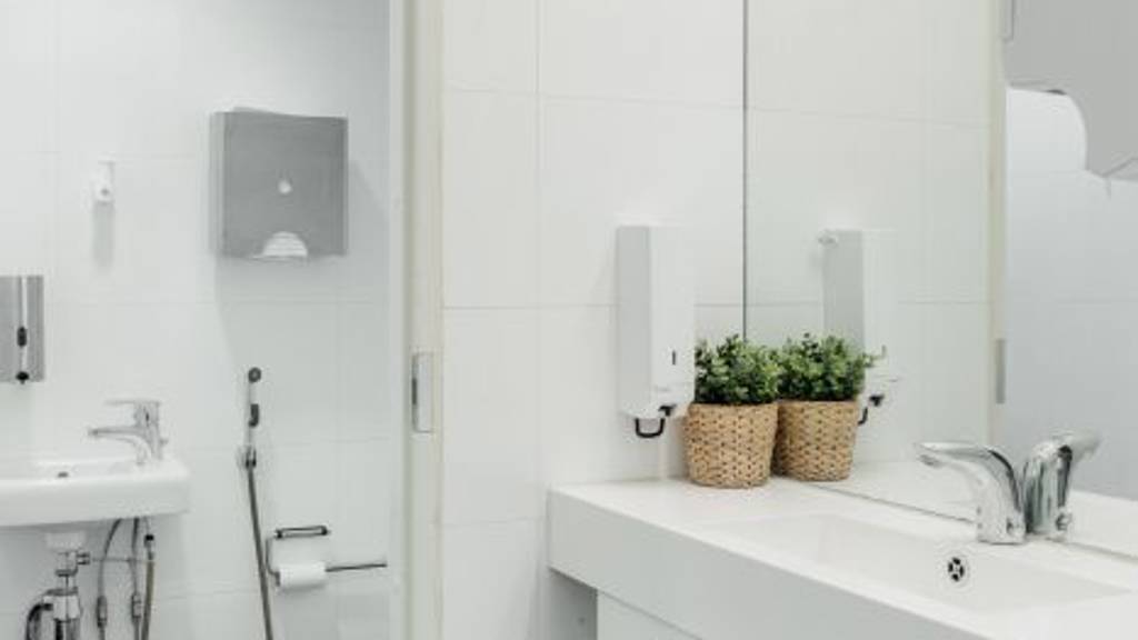 Urho Kekkosen katu 3-7