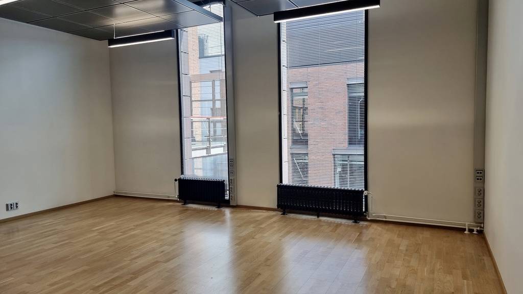 Urho Kekkosen katu 3-7