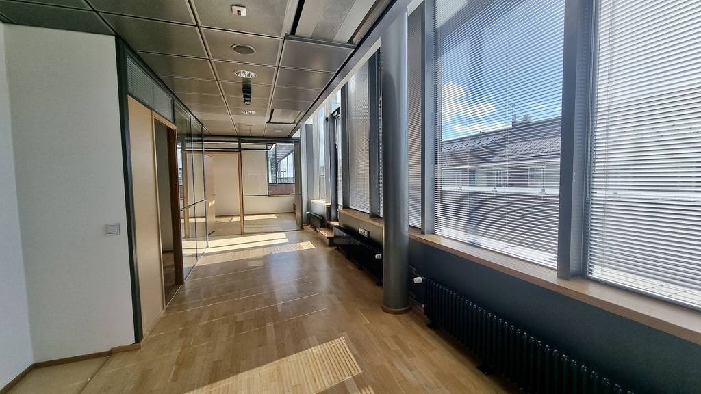 Urho Kekkosen katu 3-7