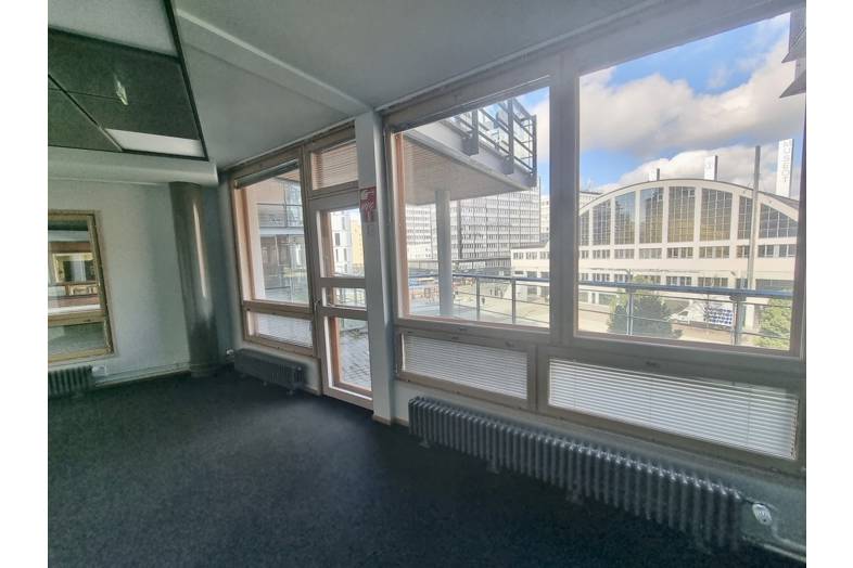 Urho Kekkosen katu 3-7