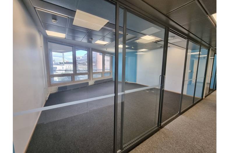 Urho Kekkosen katu 3-7