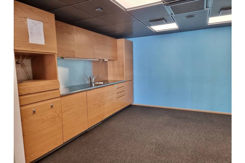 Urho Kekkosen katu 3-7