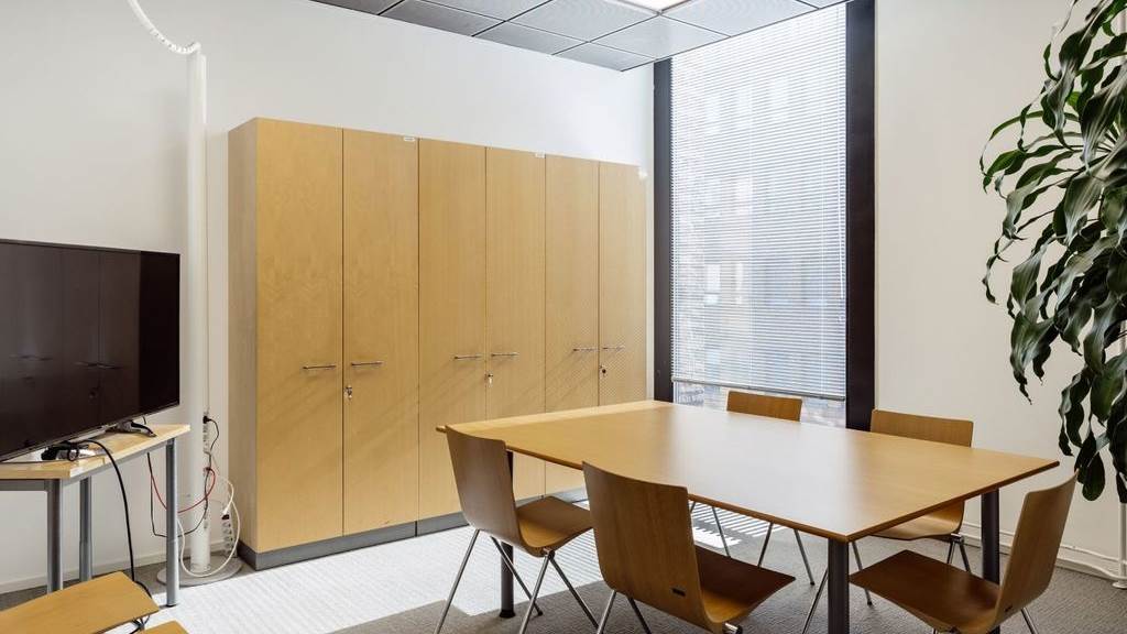 Urho Kekkosen katu 3-7