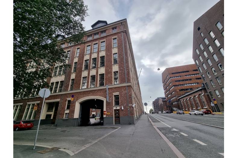 Pursimiehenkatu 29-31