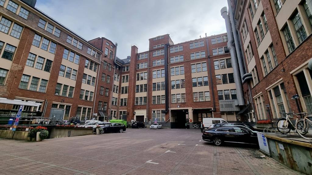 Pursimiehenkatu 29-31