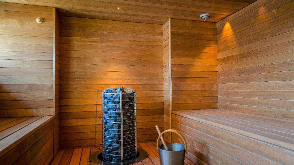 Tarvonsalmenkatu 15-17