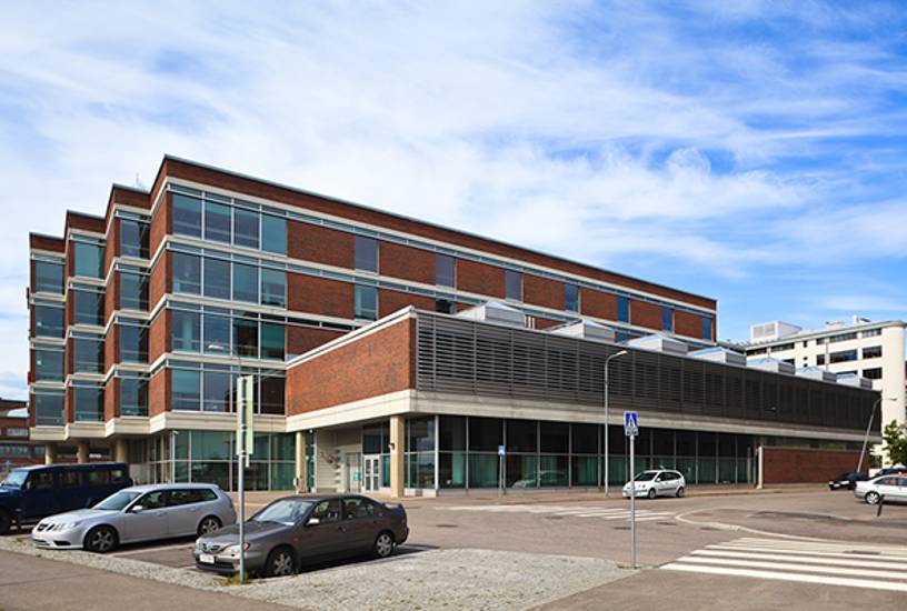 Tammasaarenlaituri 3