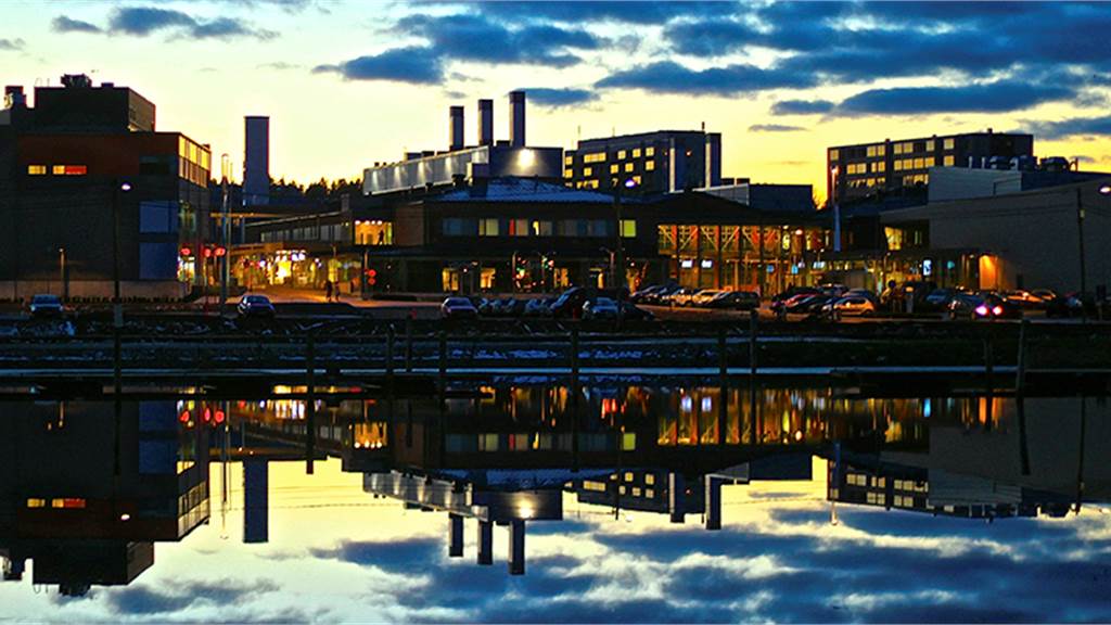 Läntinen Aleksanterinkatu 1