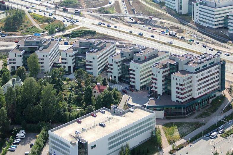 Lars Sonckin Kaari 10-16