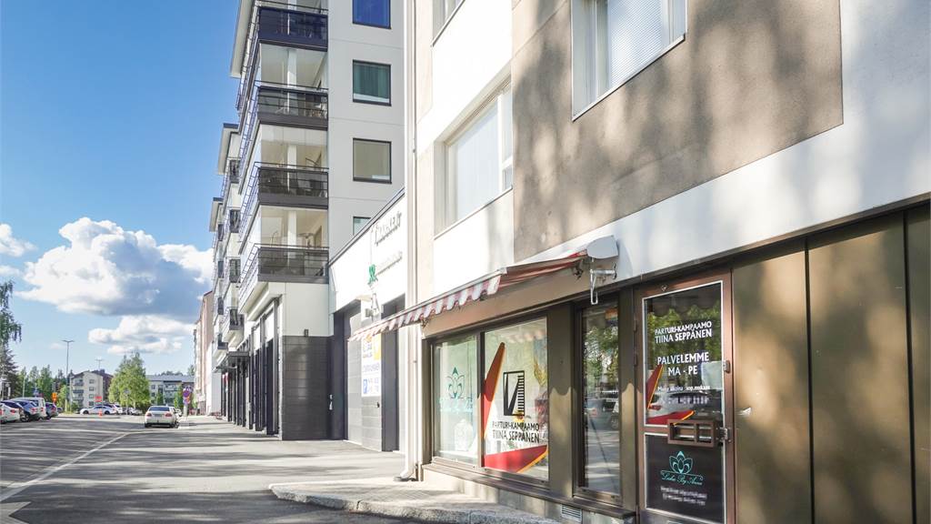 Erinomainen sijainti Raatikeskuksen vieressä Pohjolankatu 27