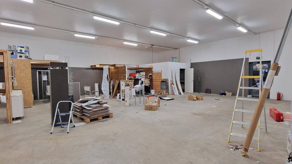 Pienteollisuuskatu 11