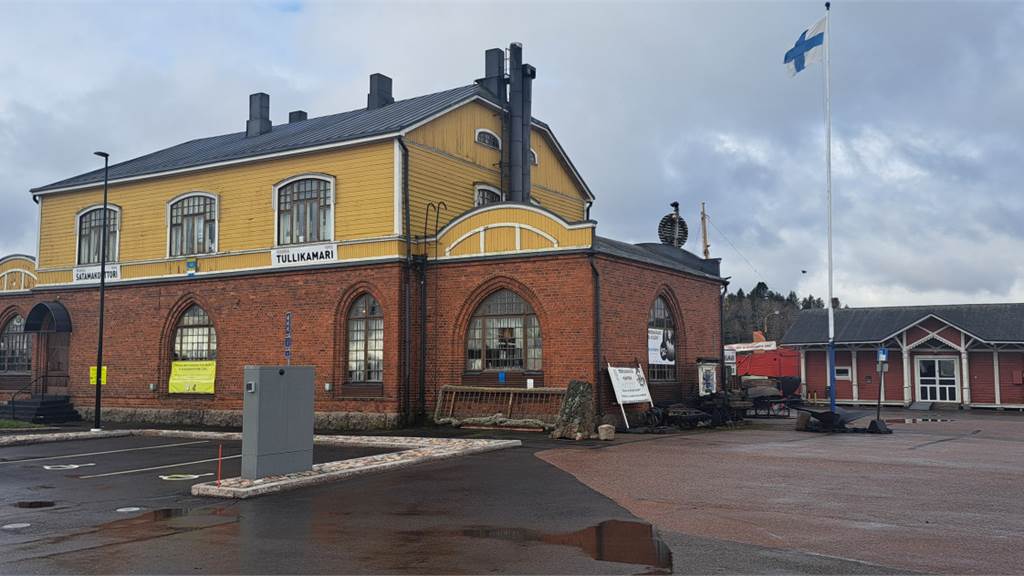 Tullimakasiininranta 1