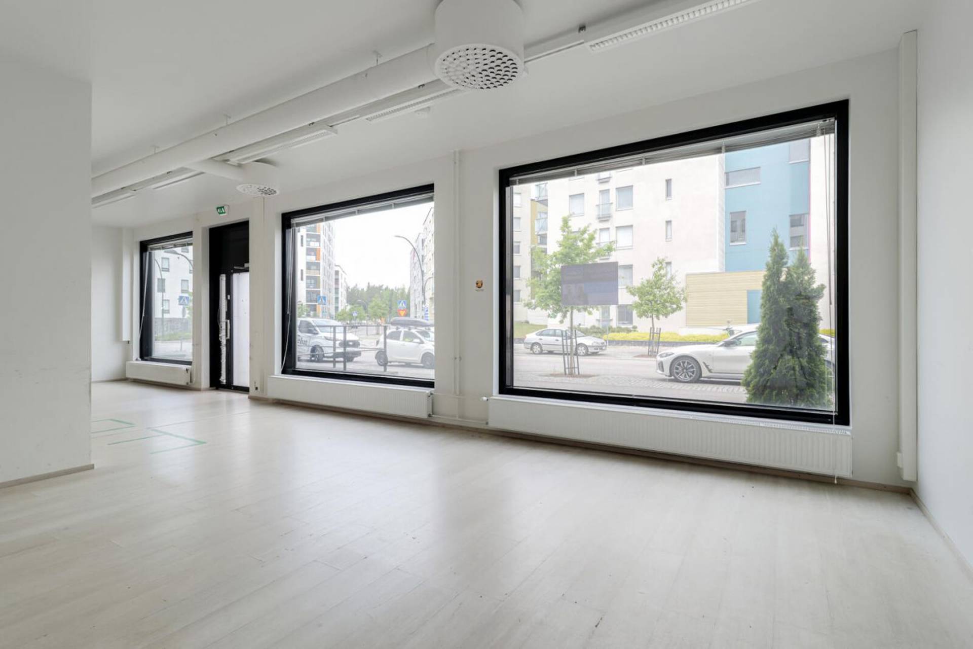 Leinelän puistotie 12