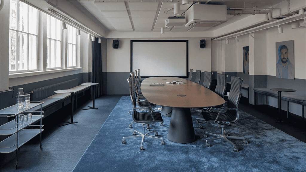 Pursimiehenkatu 29-31