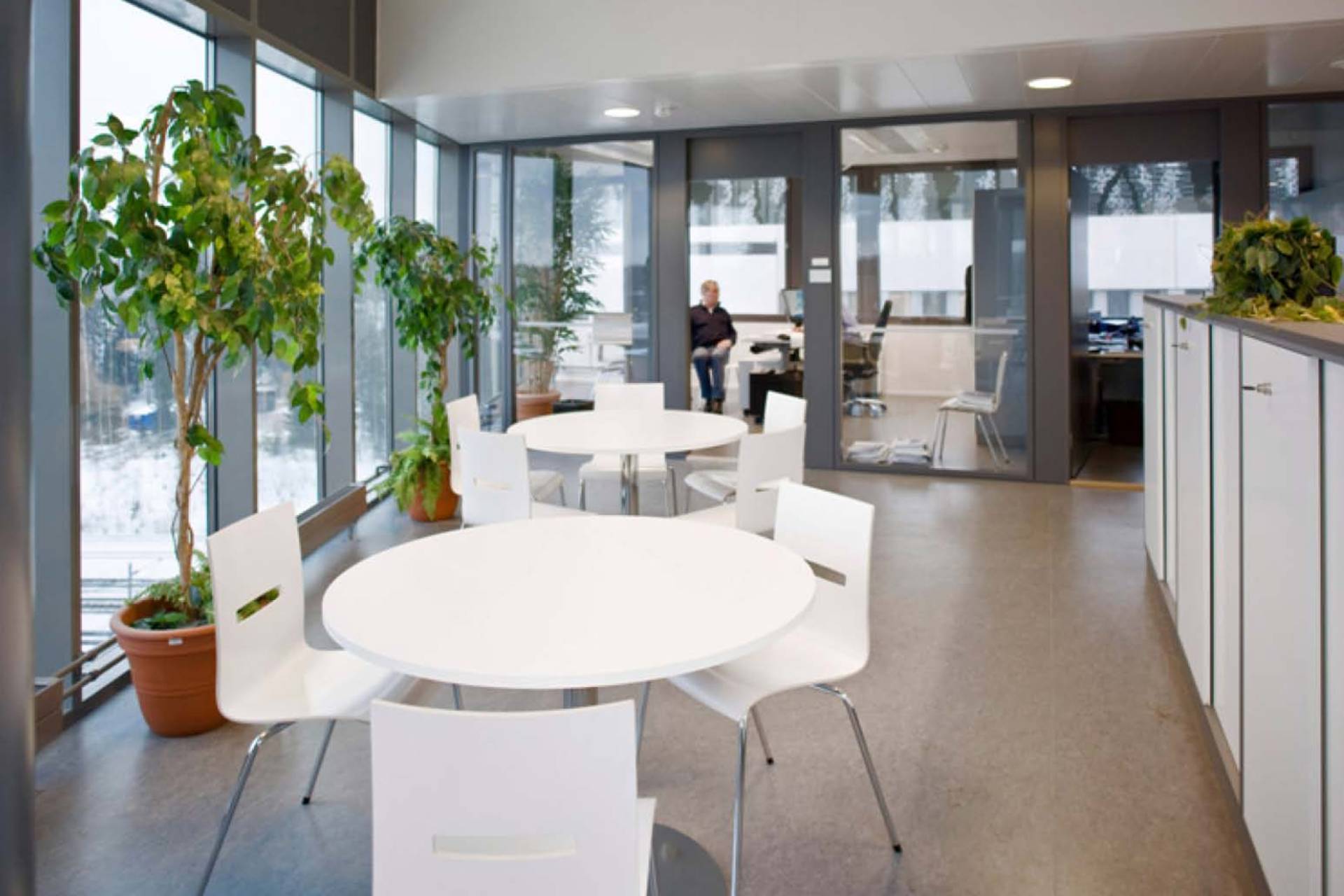 Perintökuja 4 - Avia Line III