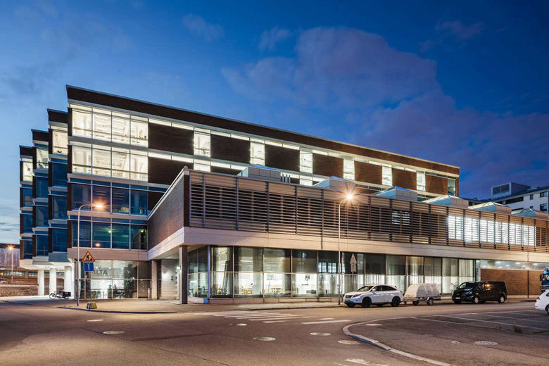 Tammasaarenlaituri 3