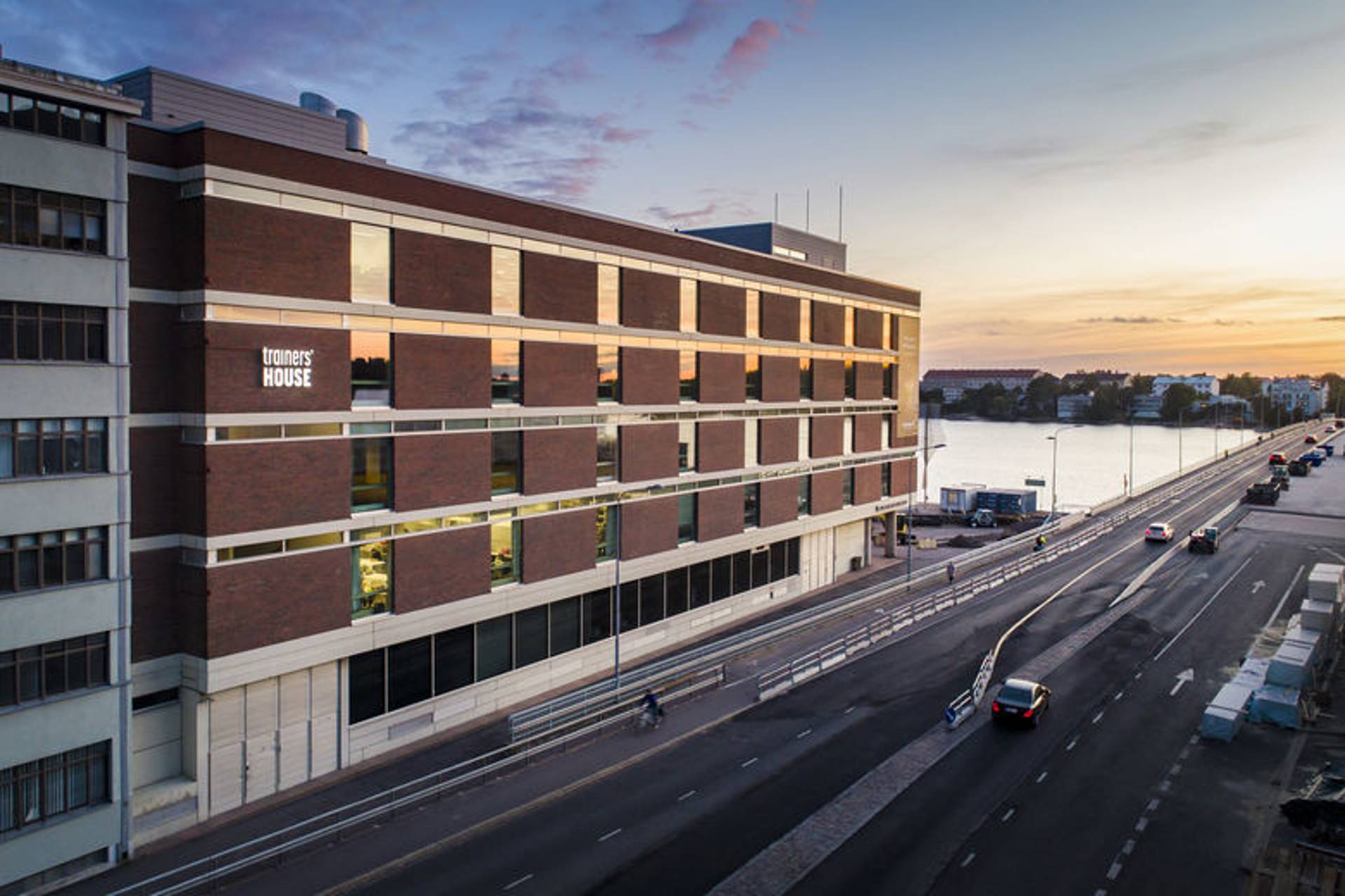 Tammasaarenlaituri 3