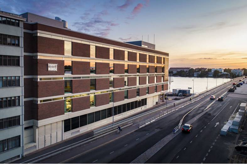 Tammasaarenlaituri 3