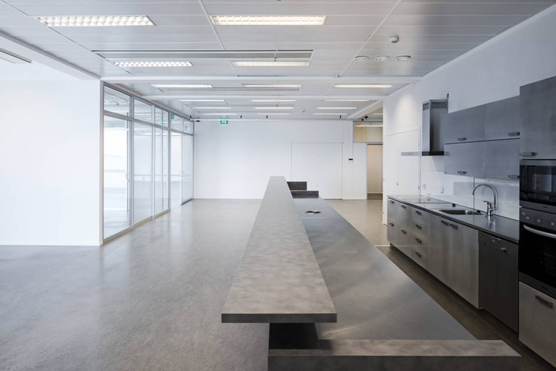 Tammasaarenlaituri 3