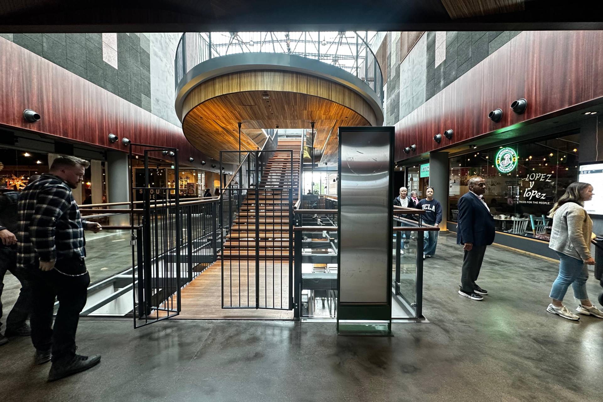 Urho Kekkosen katu 1