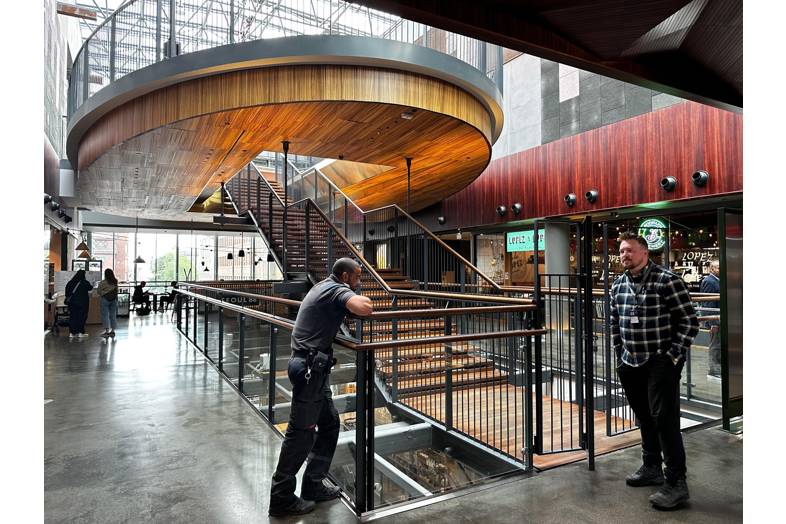 Urho Kekkosen katu 1