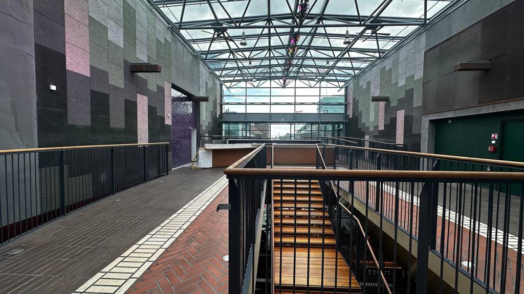 Urho Kekkosen katu 1