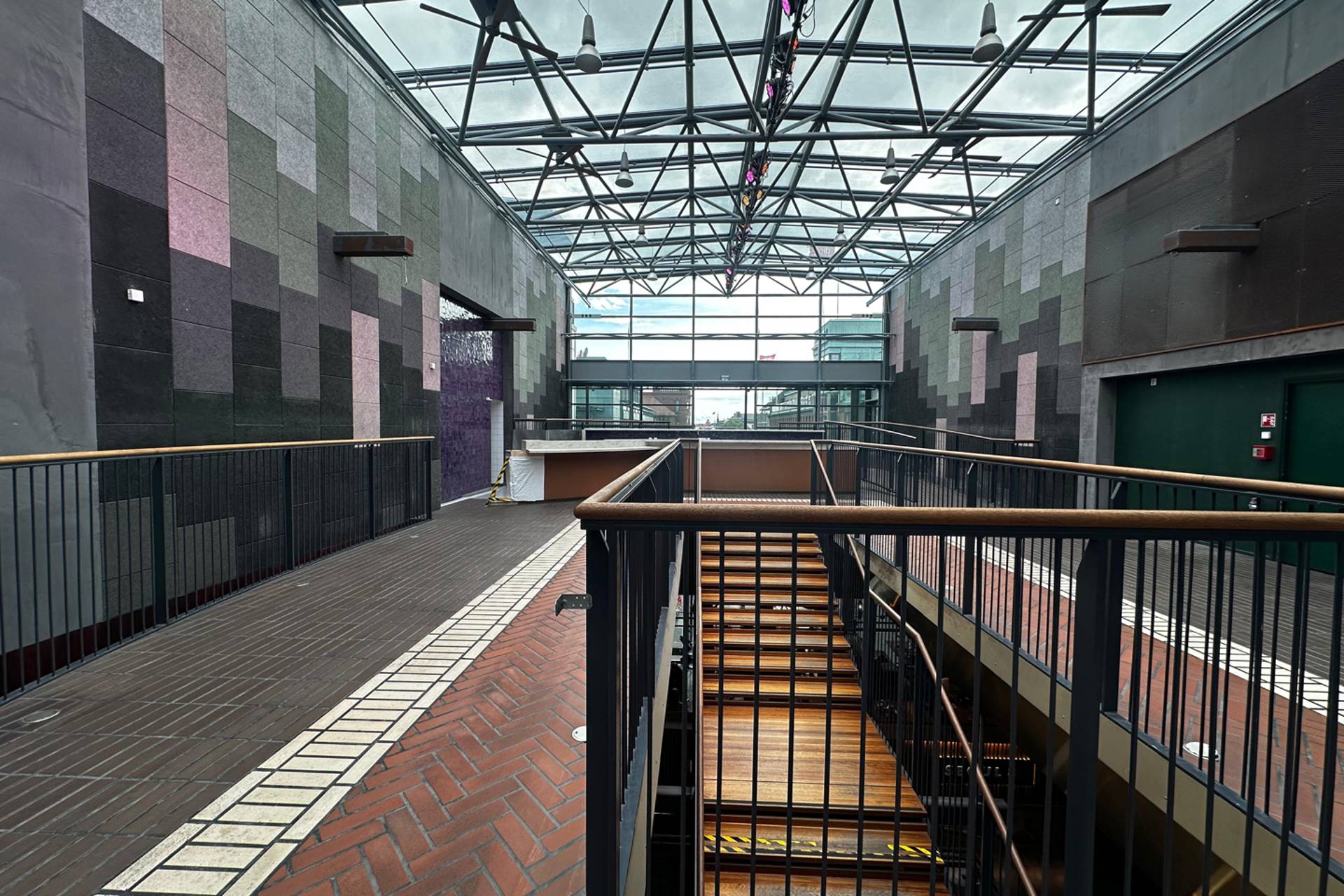 Urho Kekkosen katu 1