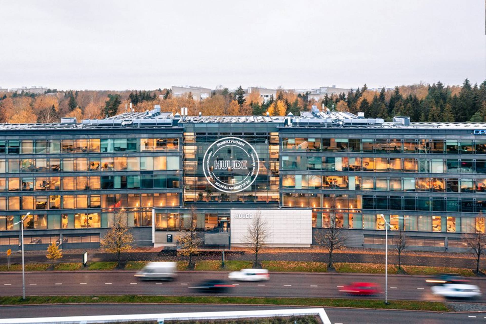 Huopalahdentie 24 B-talo