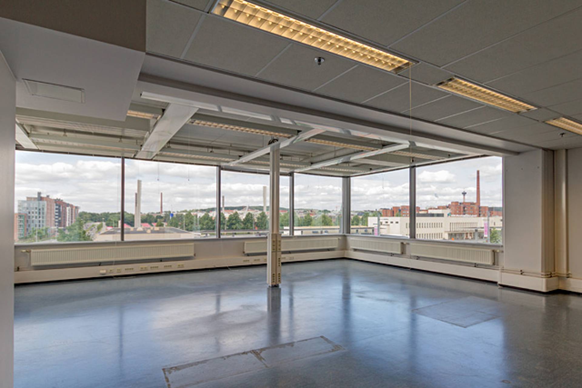 Hatanpään valtatie 18 TAMPERE