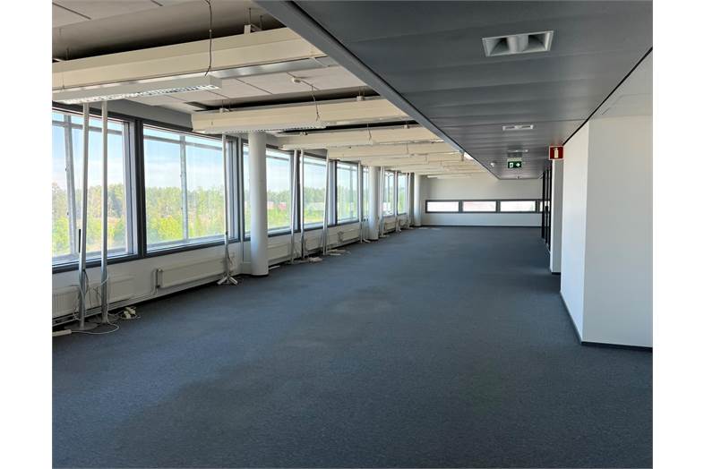 Piispansilta 9 A Toimistotorni