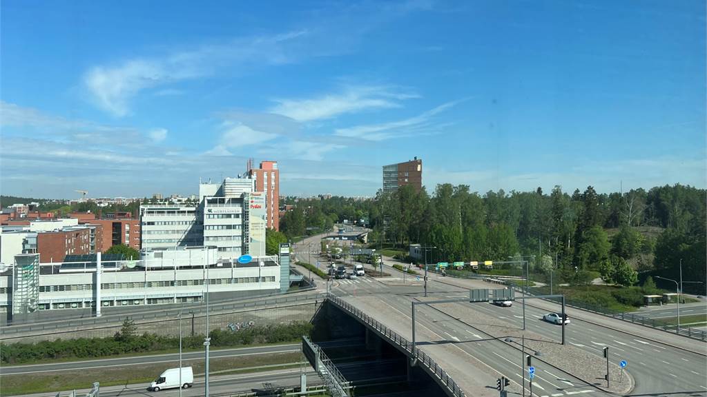 Piispansilta 9 A Toimistotorni