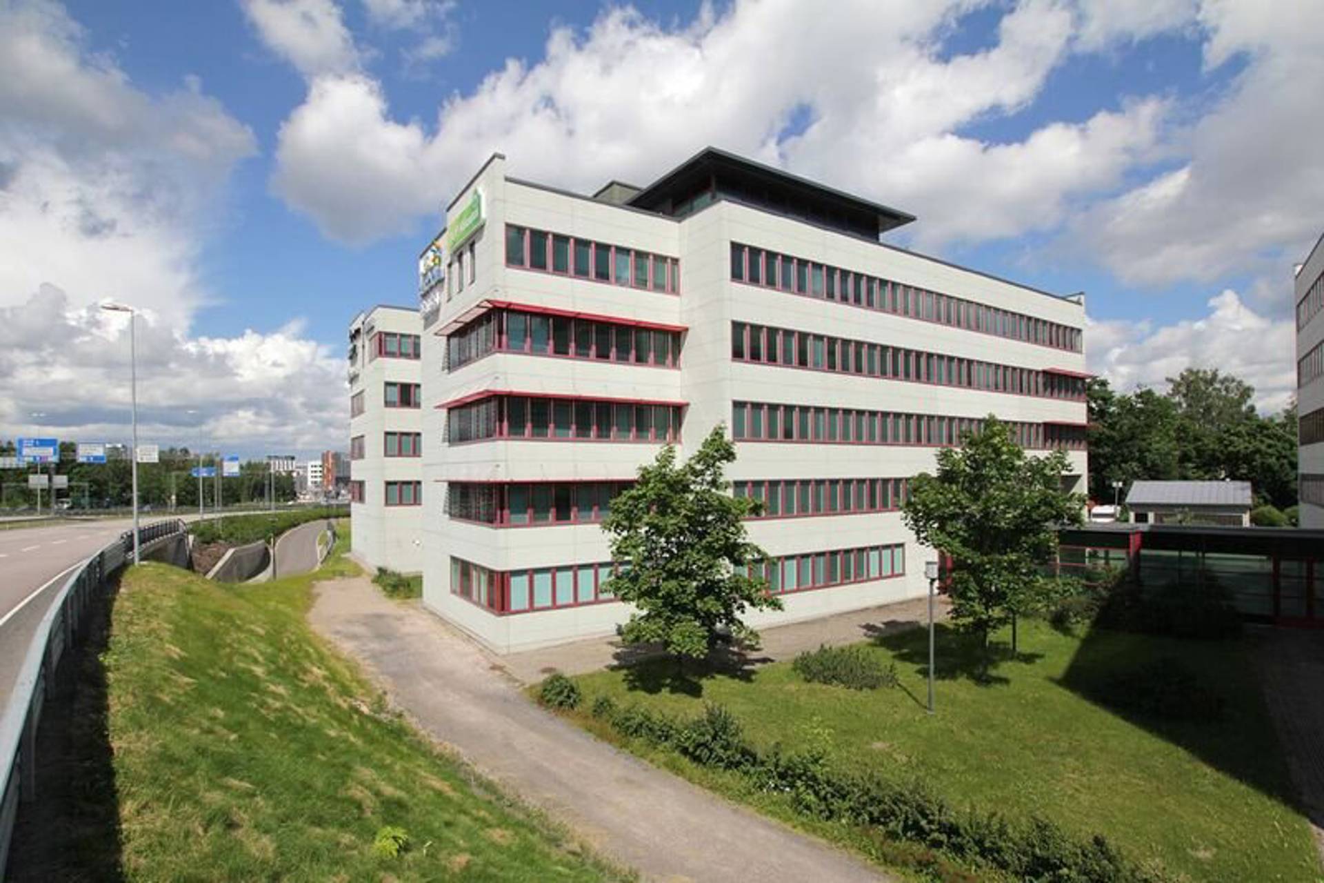 Lars Sonckin kaari 14 LUNA