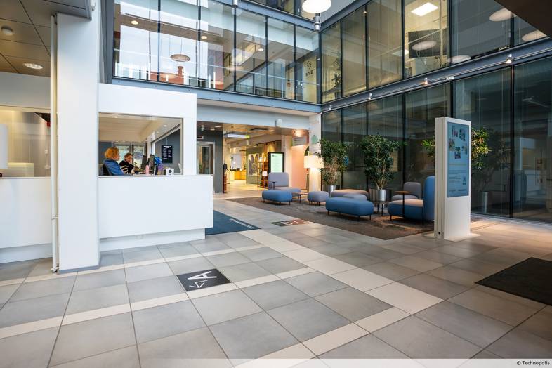 Vaisalantie 4, B-talo