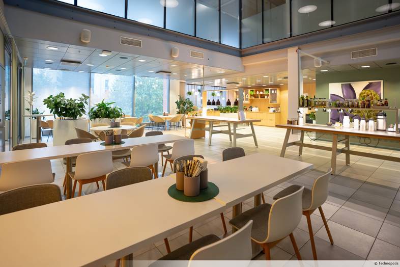 Vaisalantie 4, B-talo