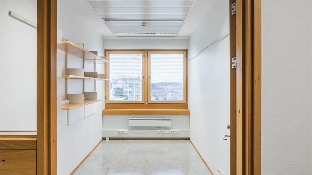 Kohdekuva 6 Rajatorpantie 8