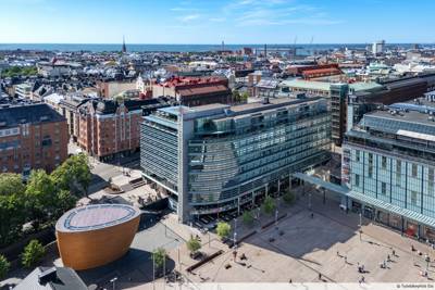 Annanaukio 1, kauppakuja