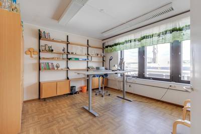 Itsenäisyydenkatu 35 TSTO 17,18,21