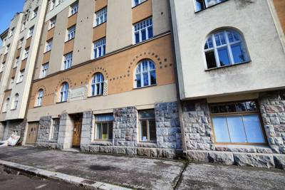 Säästöpankinranta 8